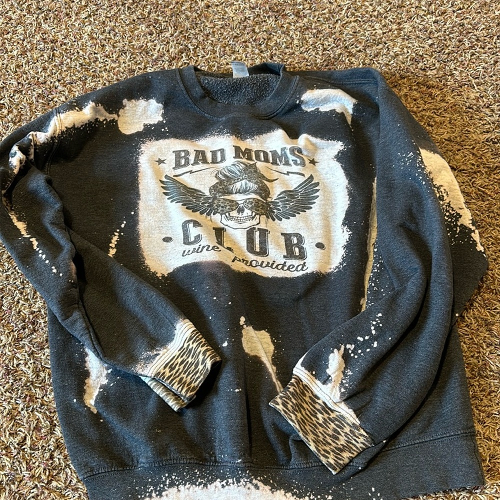 Crew neck